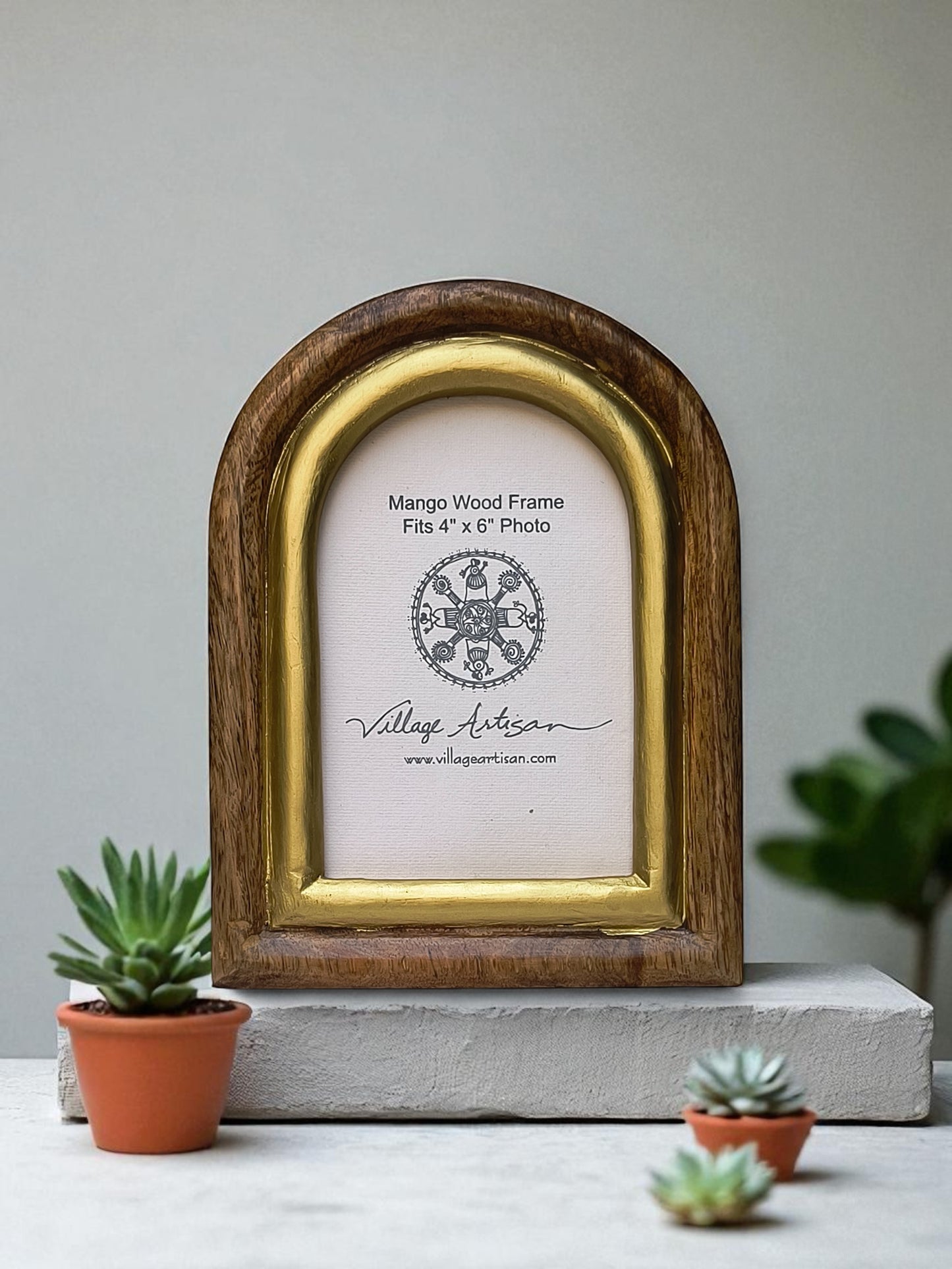 Double Arch Photo Frame